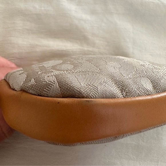 Christian Dior Trotter Beige Zip Coin Pouch - Picture 6 of 12